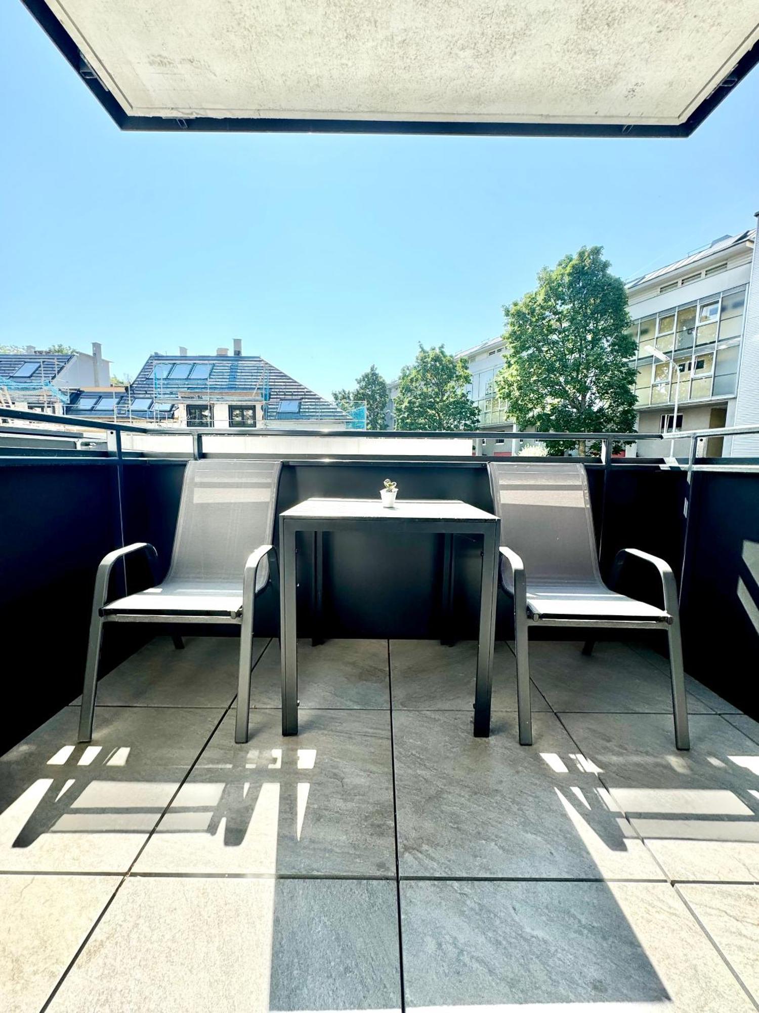Stylische Wohnung Mit Balkon Vienna Exterior photo